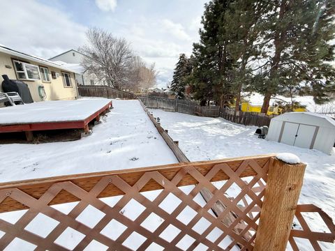 Tiny photo for 5704 Upland Drive, Klamath Falls, OR 97603 (MLS # 220215539)