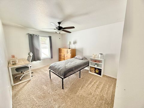 Tiny photo for 5704 Upland Drive, Klamath Falls, OR 97603 (MLS # 220215539)