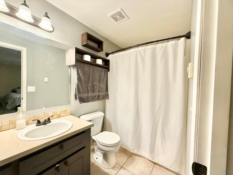 Tiny photo for 5704 Upland Drive, Klamath Falls, OR 97603 (MLS # 220215539)