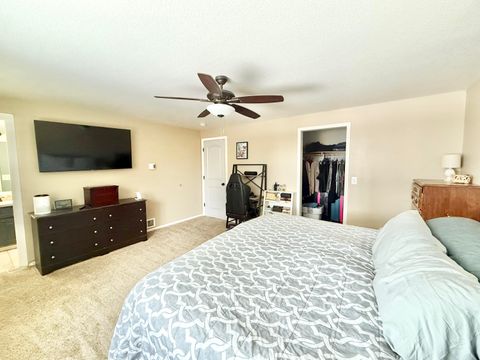 Tiny photo for 5704 Upland Drive, Klamath Falls, OR 97603 (MLS # 220215539)