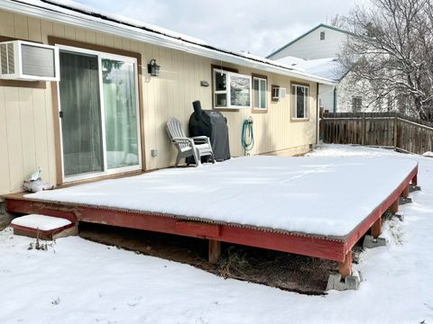 Tiny photo for 5704 Upland Drive, Klamath Falls, OR 97603 (MLS # 220215539)