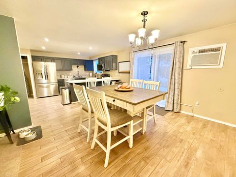 Tiny photo for 5704 Upland Drive, Klamath Falls, OR 97603 (MLS # 220215539)