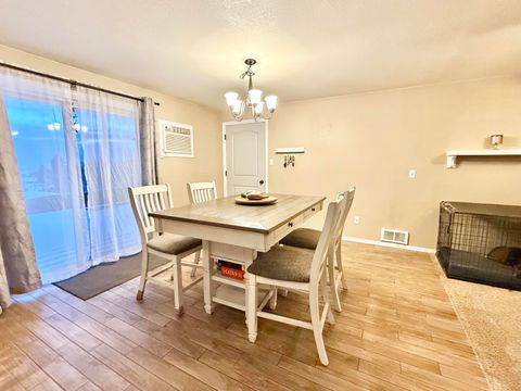 Tiny photo for 5704 Upland Drive, Klamath Falls, OR 97603 (MLS # 220215539)