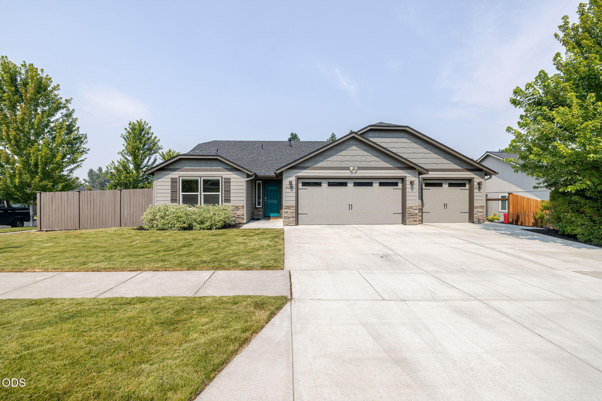 20380 SE Lois Way