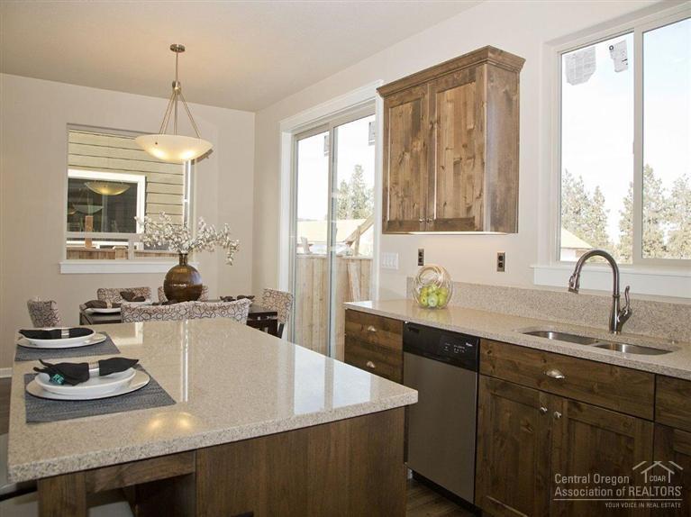 8th Street Cottages - Residential