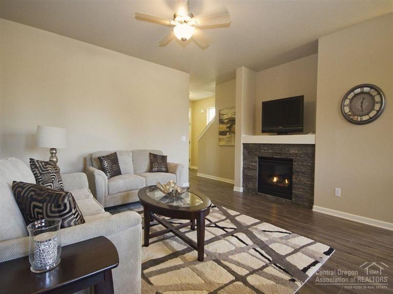 8th Street Cottages - Residential