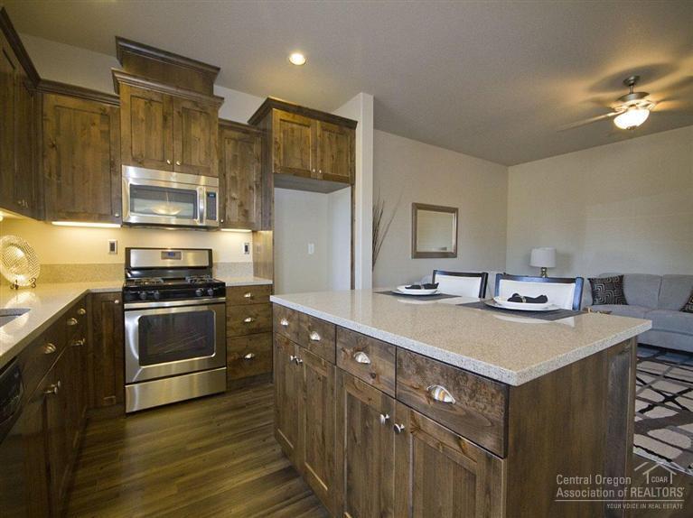 8th Street Cottages - Residential