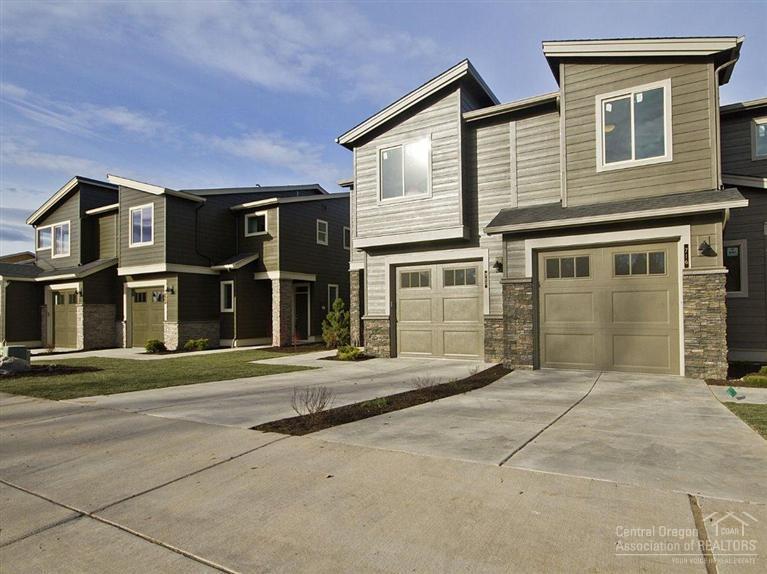 8th Street Cottages - Residential