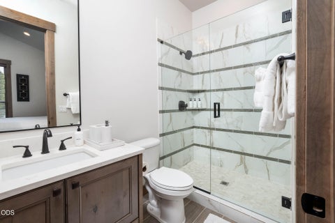 Tiny photo for 56887 Dancing Rock Loop #15B, Bend, OR 97707 (MLS # 220229170)