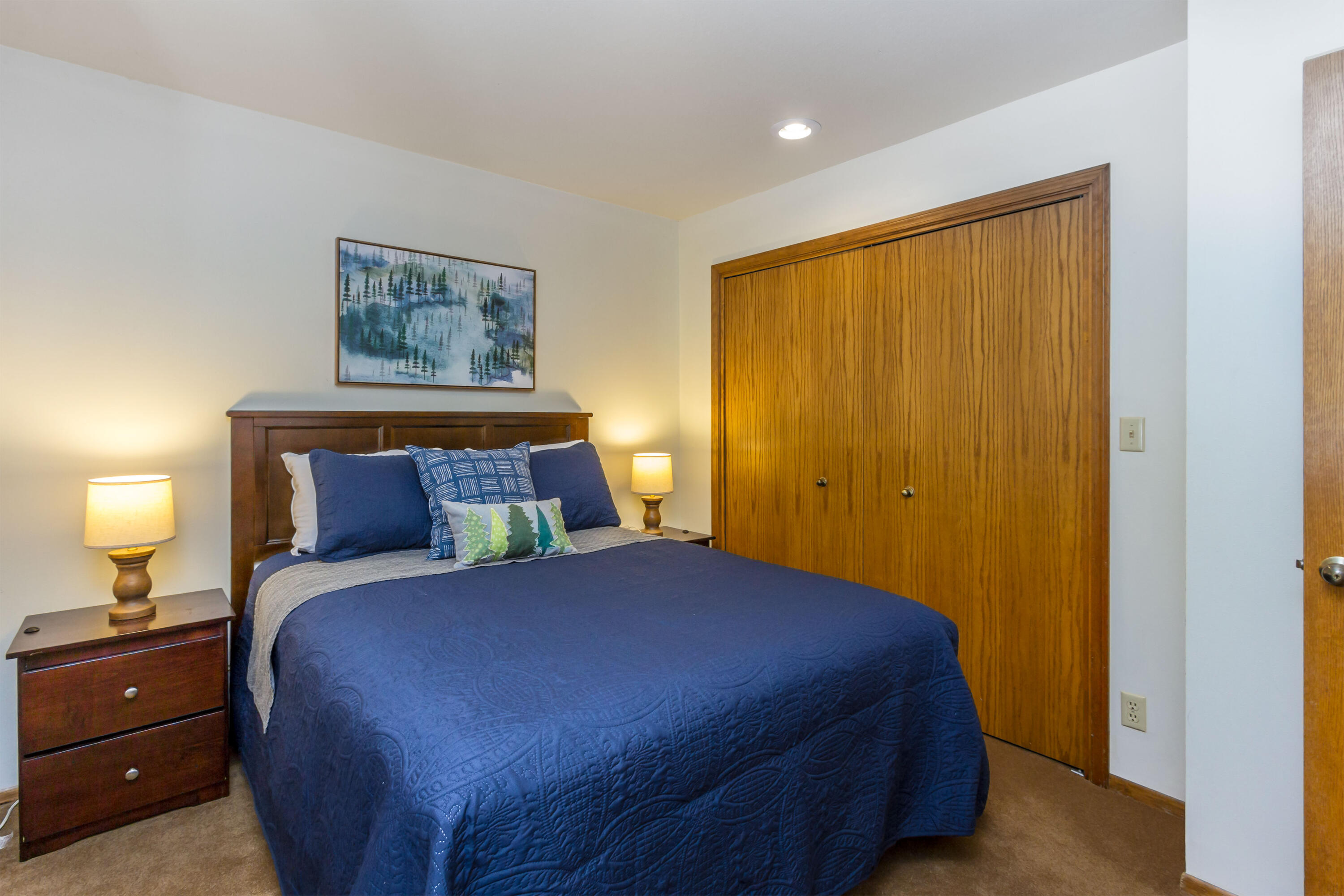 Fairway Crest Village - Residential