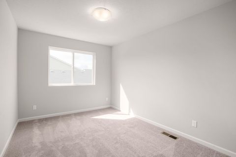 Tiny photo for 20695 Town Dr Dr #LOT 81, Bend, OR 97701 (MLS # 220215541)