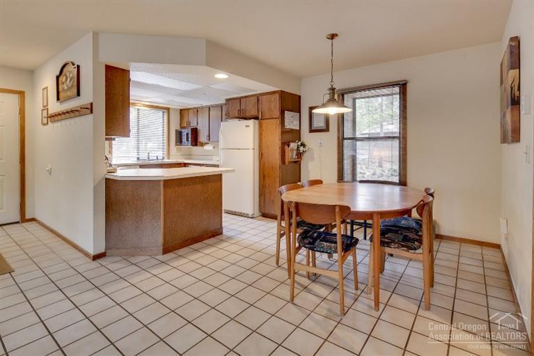 Fairway Crest Village - Residential