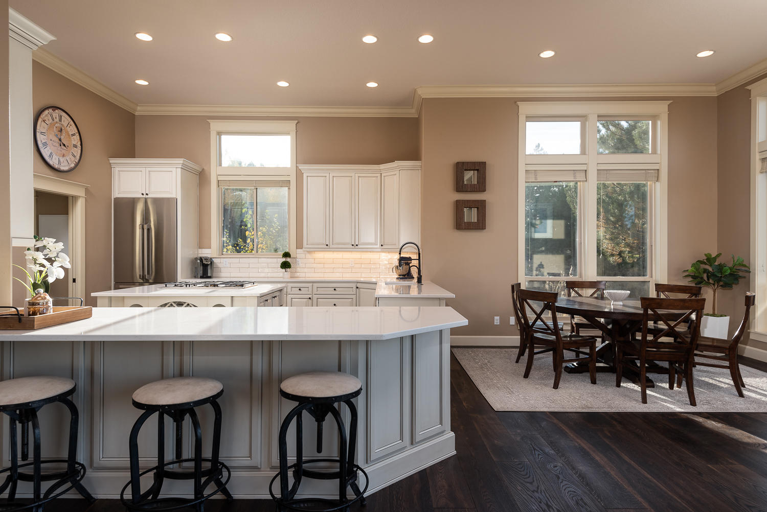 Broken Top - Residential