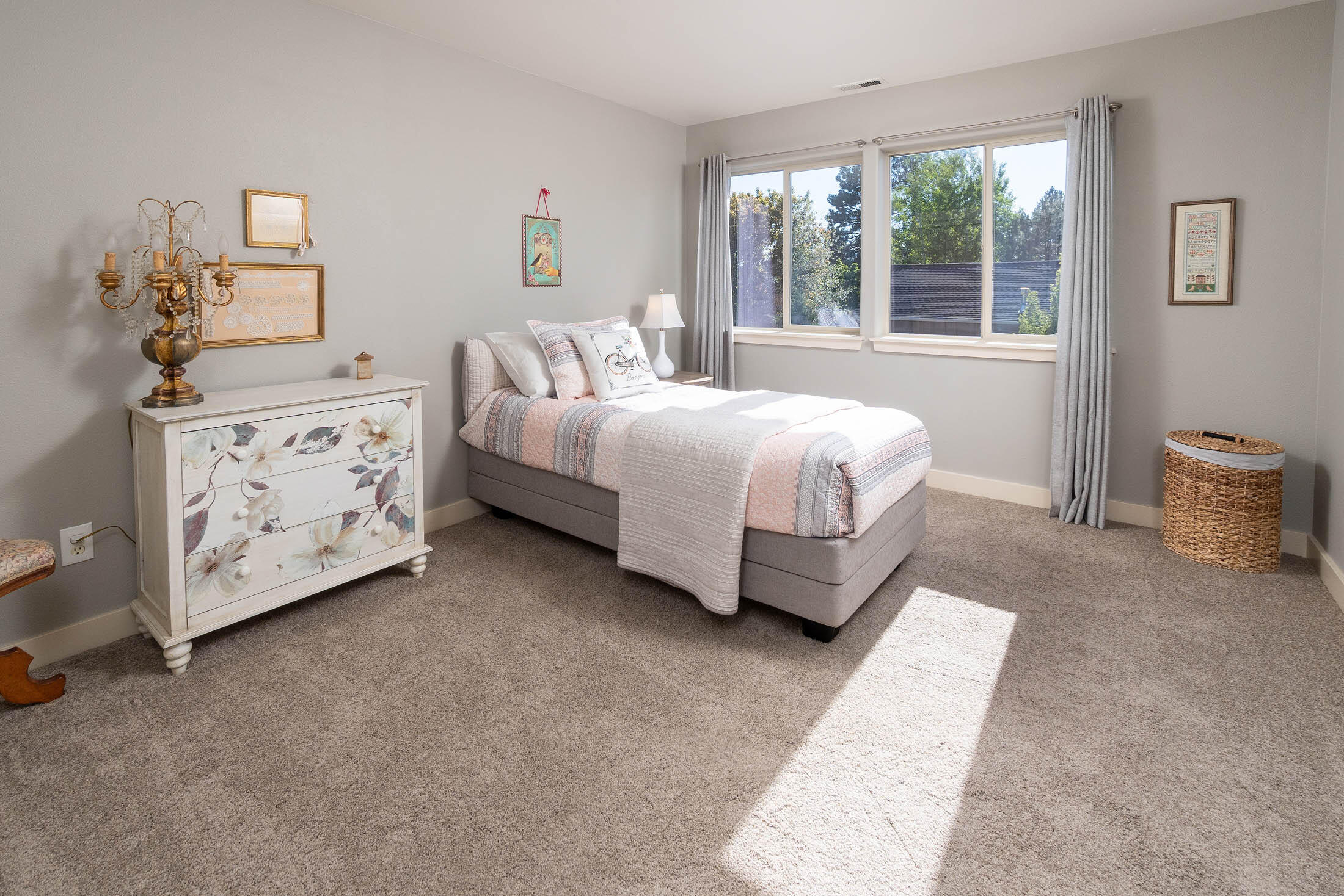 Skyliner Summit - Residential