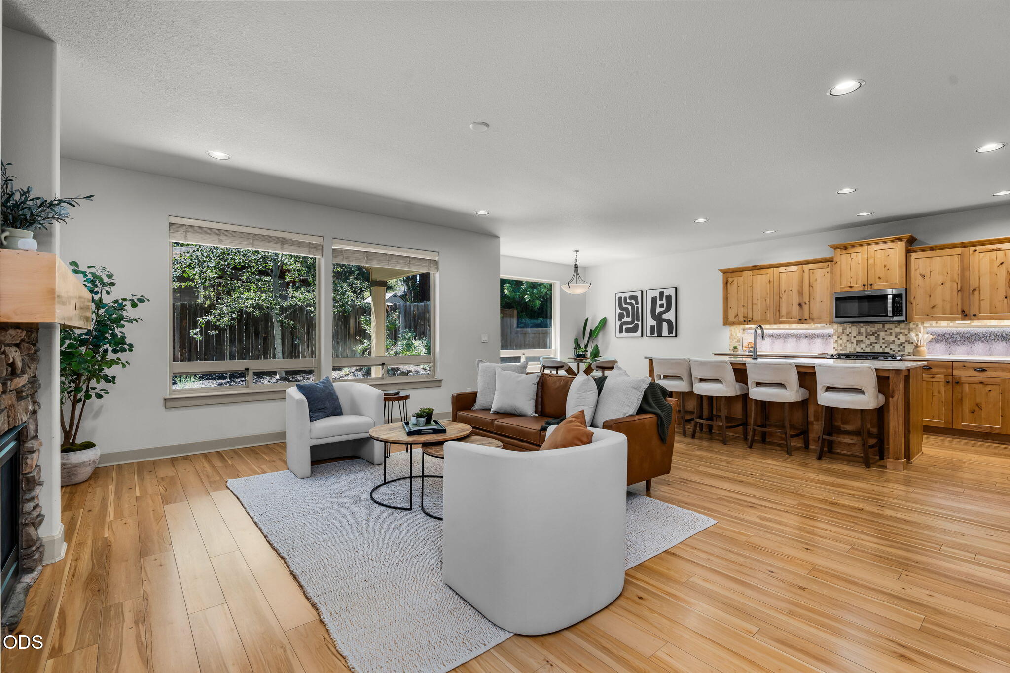 1713 NW Precision Lane