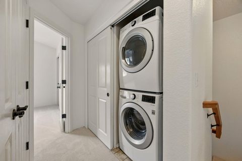 Tiny photo for 317 SW Bayou Place, Grants Pass, OR 97526 (MLS # 220213249)