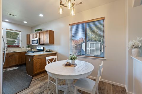 Tiny photo for 135 Othello Avenue, Roseburg, OR 97471 (MLS # 220211096)