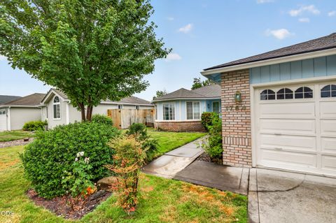 Tiny photo for 1764 Sandpiper Drive, Medford, OR 97501 (MLS # 220224305)