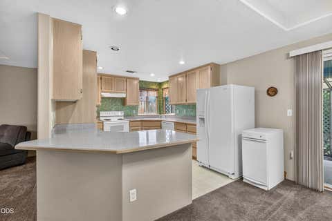 Tiny photo for 1764 Sandpiper Drive, Medford, OR 97501 (MLS # 220224305)