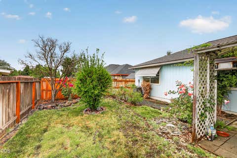 Tiny photo for 1764 Sandpiper Drive, Medford, OR 97501 (MLS # 220224305)