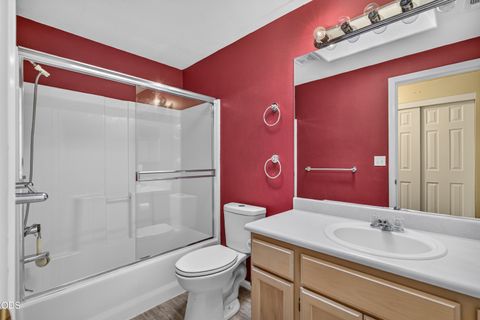 Tiny photo for 1764 Sandpiper Drive, Medford, OR 97501 (MLS # 220224305)