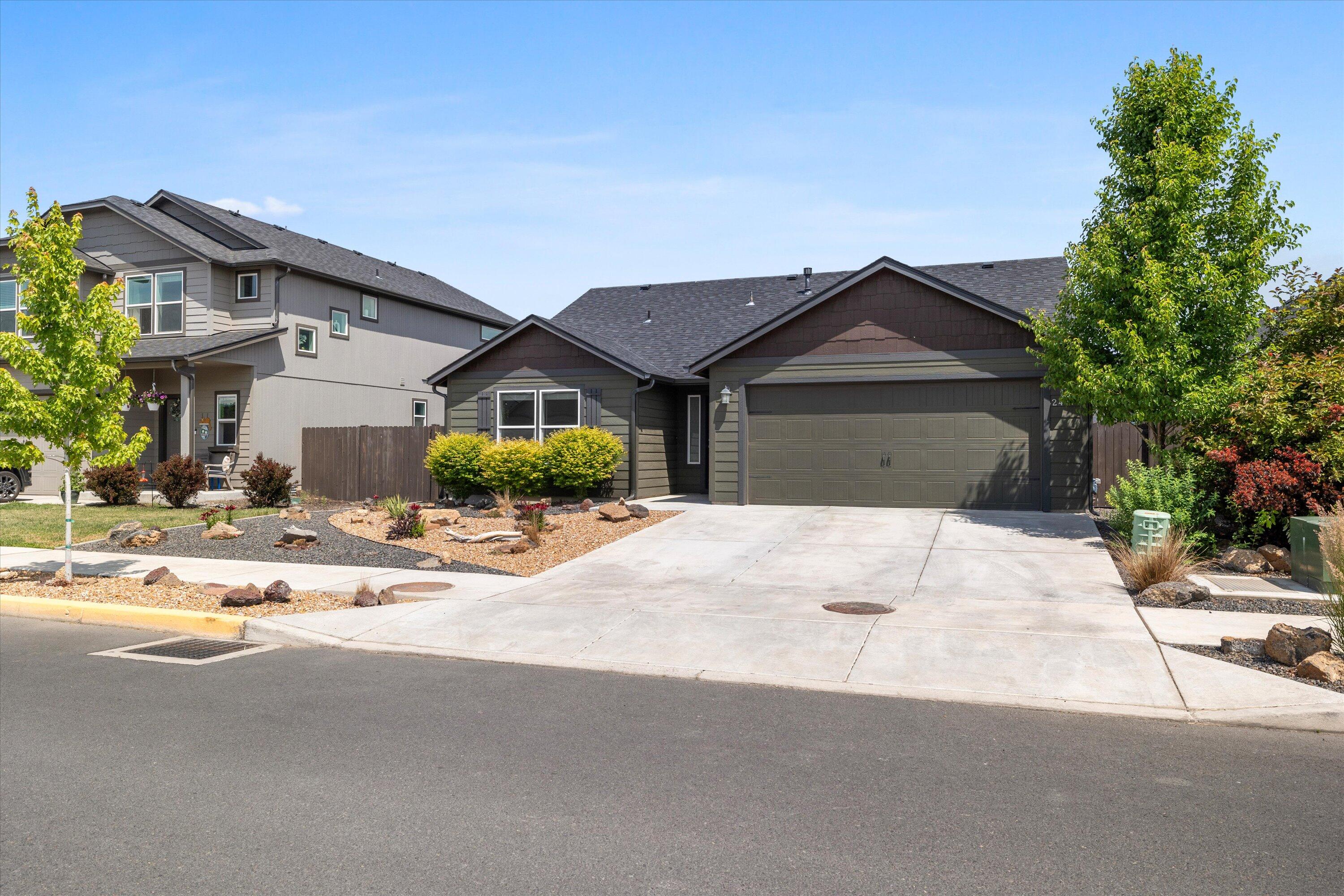 Maple Meadows - Residential