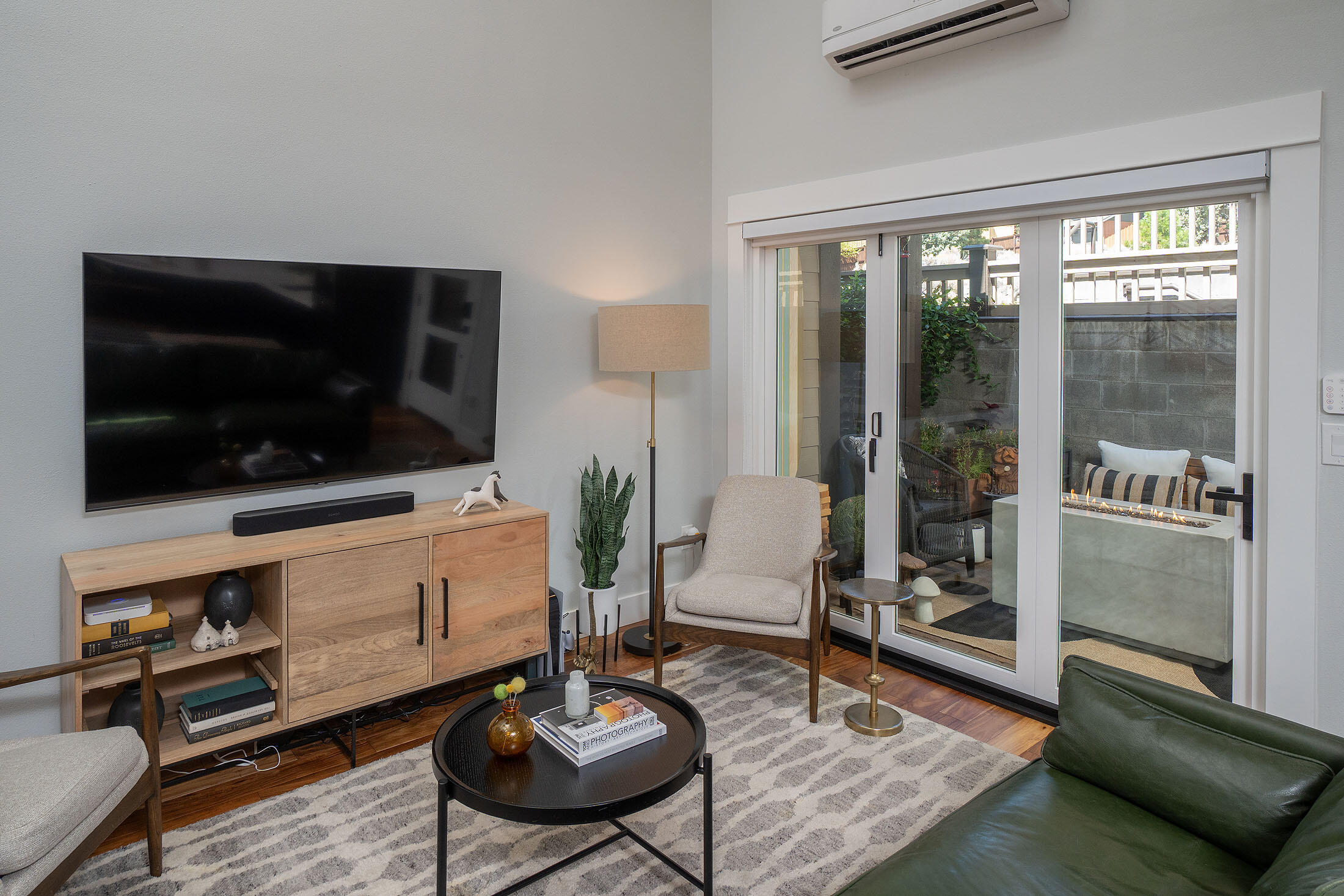 1949 NW Monterey Pines Drive UNIT 4