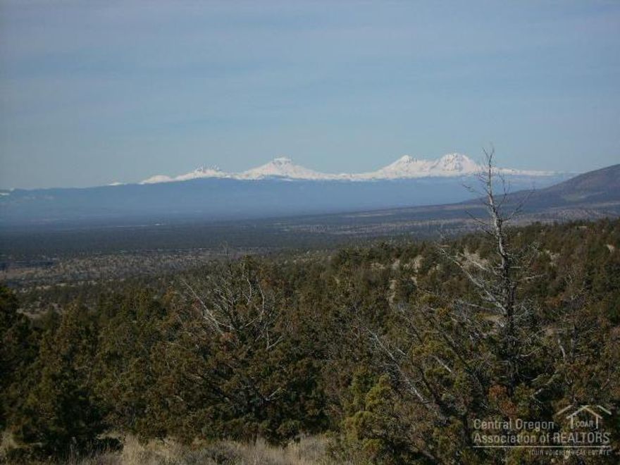 Beautiful recreation property with absolutely amazing views of the Cascades. Prineville Reservoir literally just over the hill! Lightly sloped with few juniper trees and close to BLM. This would make a great place to get away too, with many outdoor activities very easily accessible.
