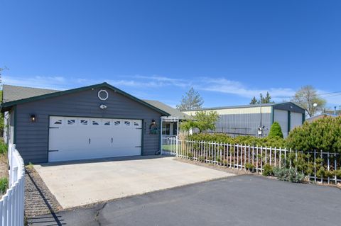 9047 13th Street Terrebonne OR 97760