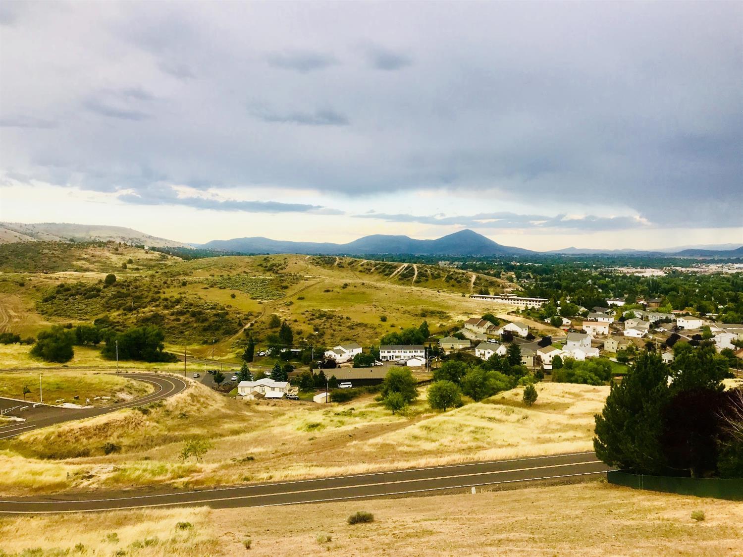 Klamath Falls -Hot Springs Addition - Land