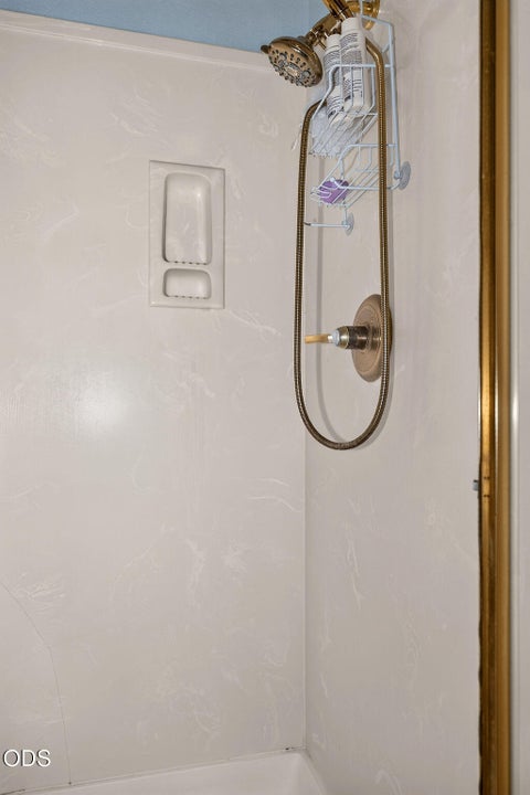 Tiny photo for 6319 Harlan Drive, Klamath Falls, OR 97603 (MLS # 220223913)