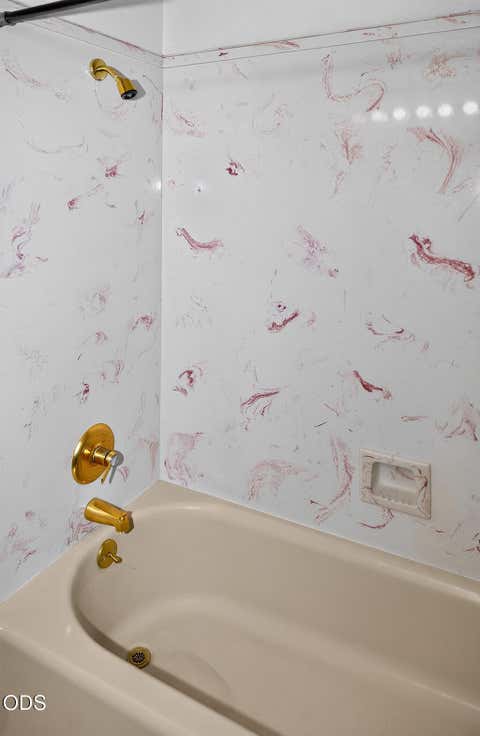 Tiny photo for 6319 Harlan Drive, Klamath Falls, OR 97603 (MLS # 220223913)