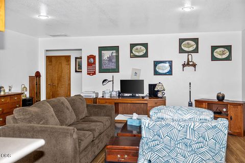 Tiny photo for 6319 Harlan Drive, Klamath Falls, OR 97603 (MLS # 220223913)