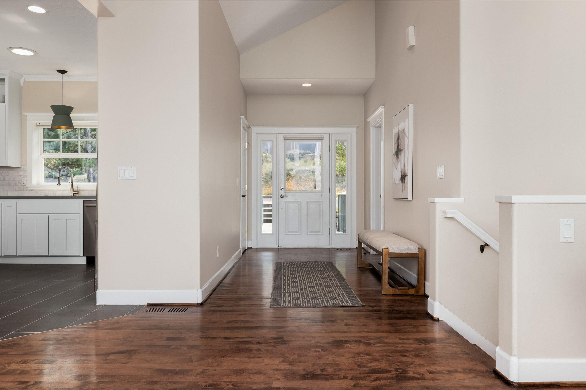 3098 NW Colonial Drive