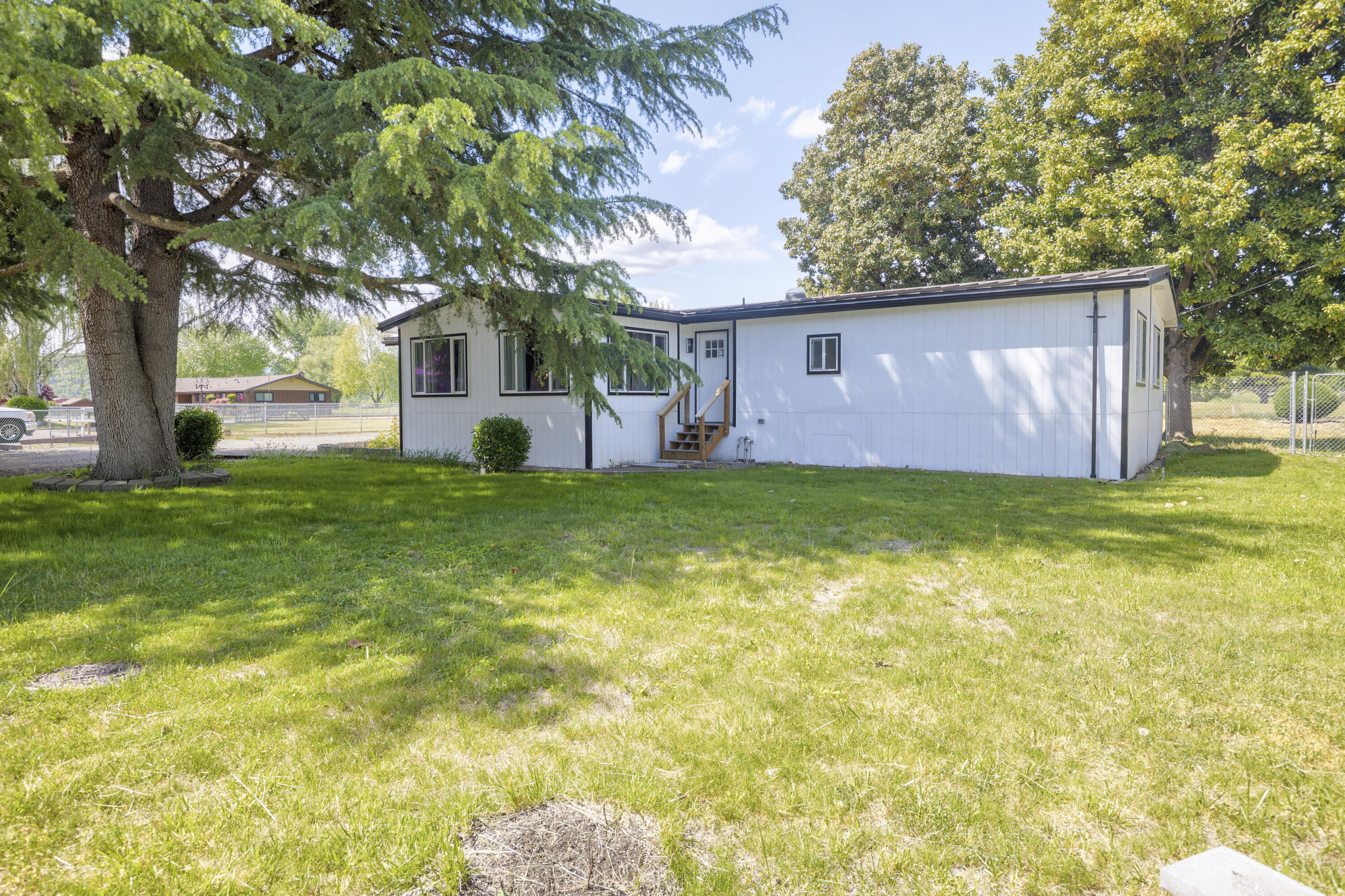 210 Sycamore Drive