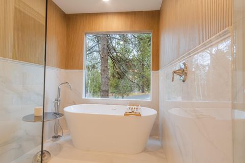 Tiny photo for 17898 Acer Lane #9, Sunriver, OR 97707 (MLS # 220212033)