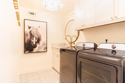 Tiny photo for 17898 Acer Lane #9, Sunriver, OR 97707 (MLS # 220212033)