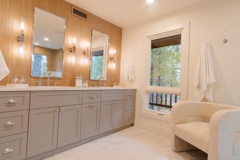 Tiny photo for 17898 Acer Lane #9, Sunriver, OR 97707 (MLS # 220212033)