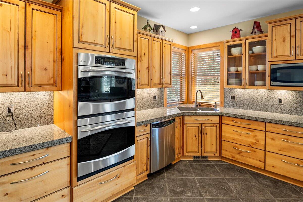 Eagle Crest - Residential