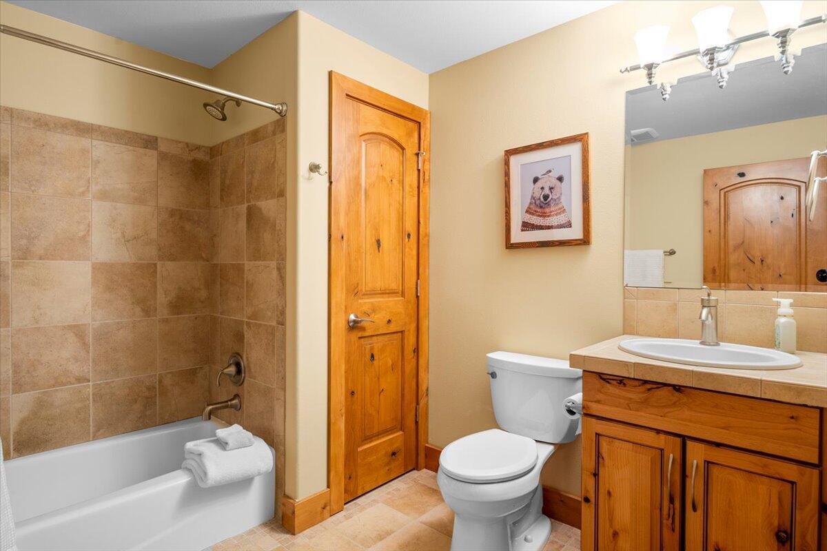 Eagle Crest - Residential