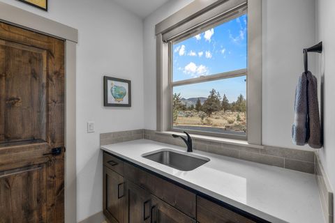 Tiny photo for 17800 SW Chaparral Drive, Powell Butte, OR 97753 (MLS # 220214437)