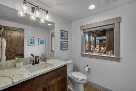 Tiny photo for 17800 SW Chaparral Drive, Powell Butte, OR 97753 (MLS # 220214437)