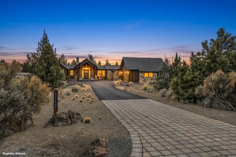 Tiny photo for 17800 SW Chaparral Drive, Powell Butte, OR 97753 (MLS # 220214437)