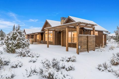 Tiny photo for 17800 SW Chaparral Drive, Powell Butte, OR 97753 (MLS # 220214437)