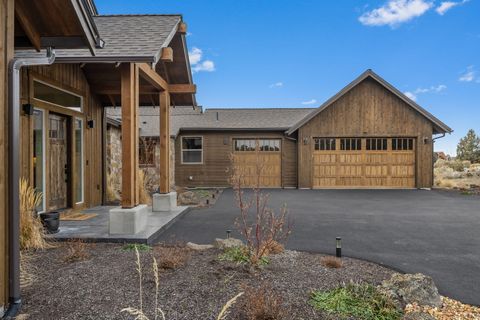 Tiny photo for 17800 SW Chaparral Drive, Powell Butte, OR 97753 (MLS # 220214437)