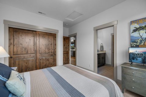 Tiny photo for 17800 SW Chaparral Drive, Powell Butte, OR 97753 (MLS # 220214437)