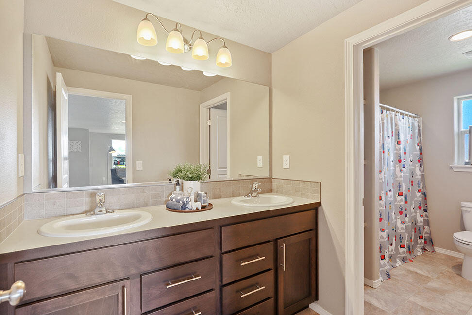 Kiesow Vista - Residential