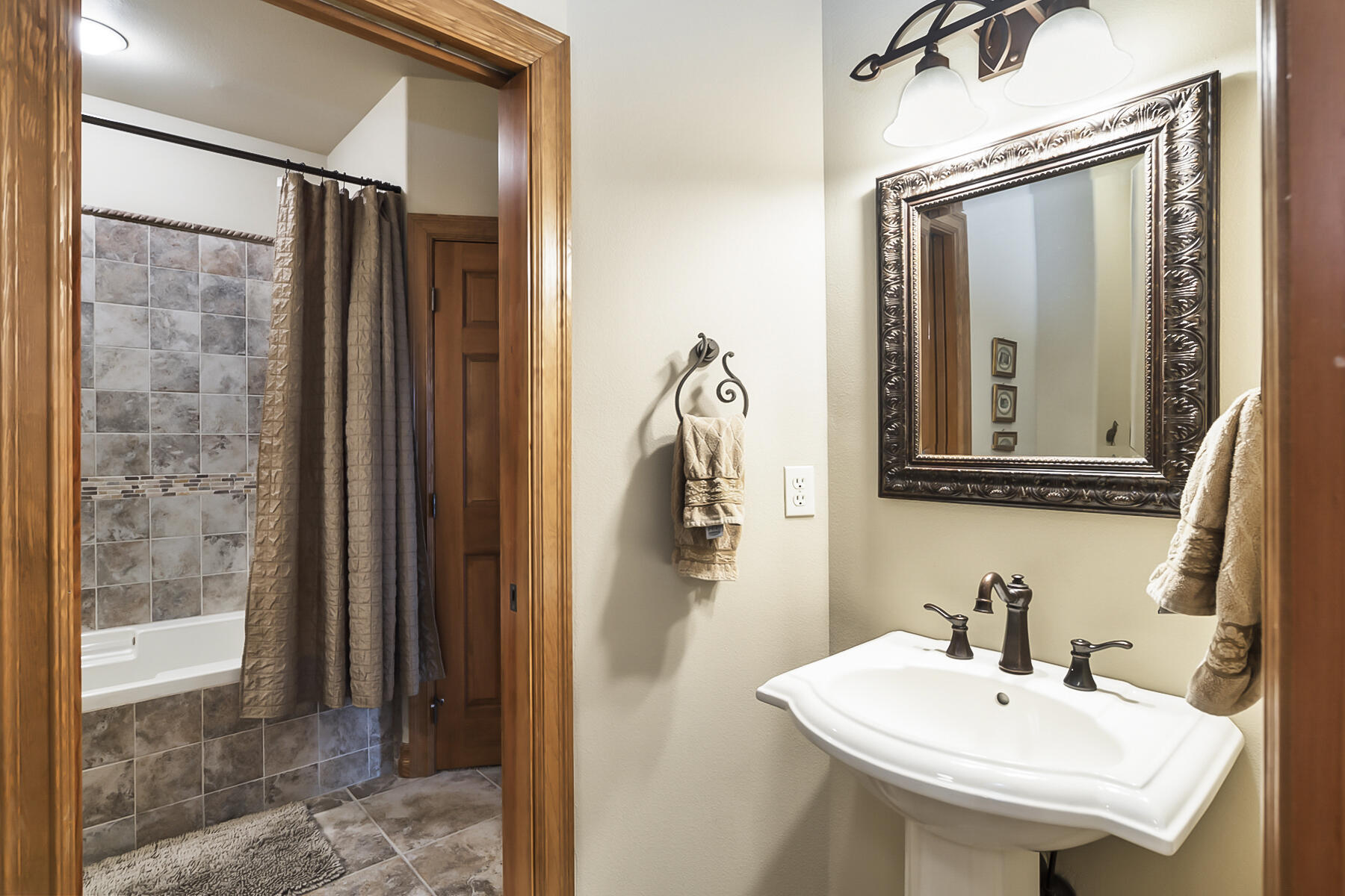 Awbrey Butte - Residential