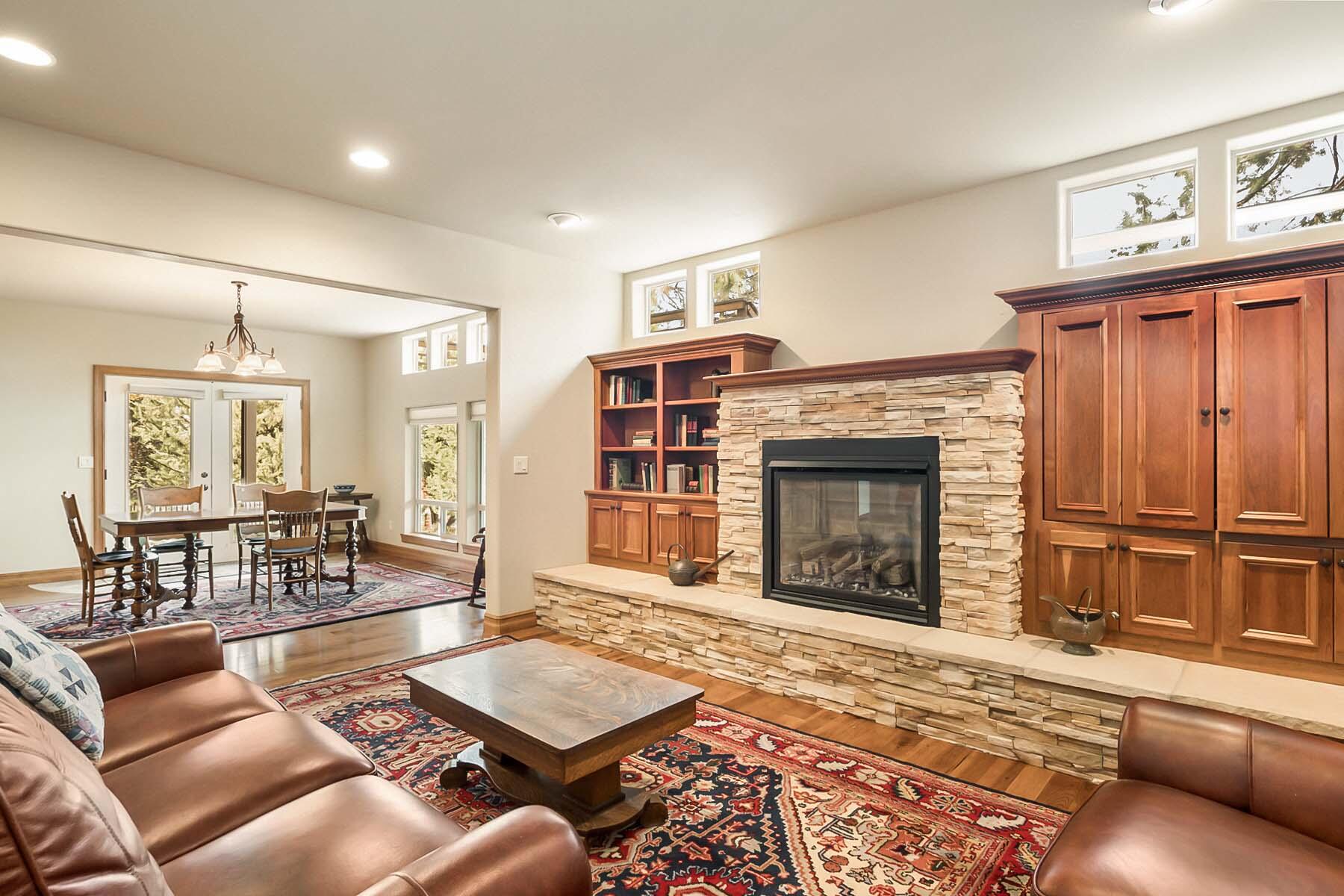 Awbrey Butte - Residential