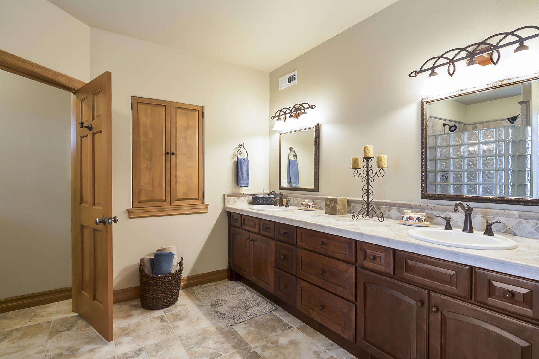 Awbrey Butte - Residential